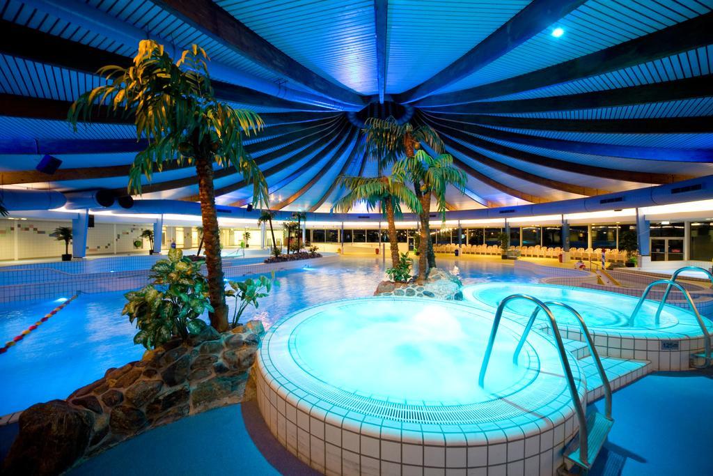 Beach-Dijkvilla Seaview Horizons Makkum Kamer foto
